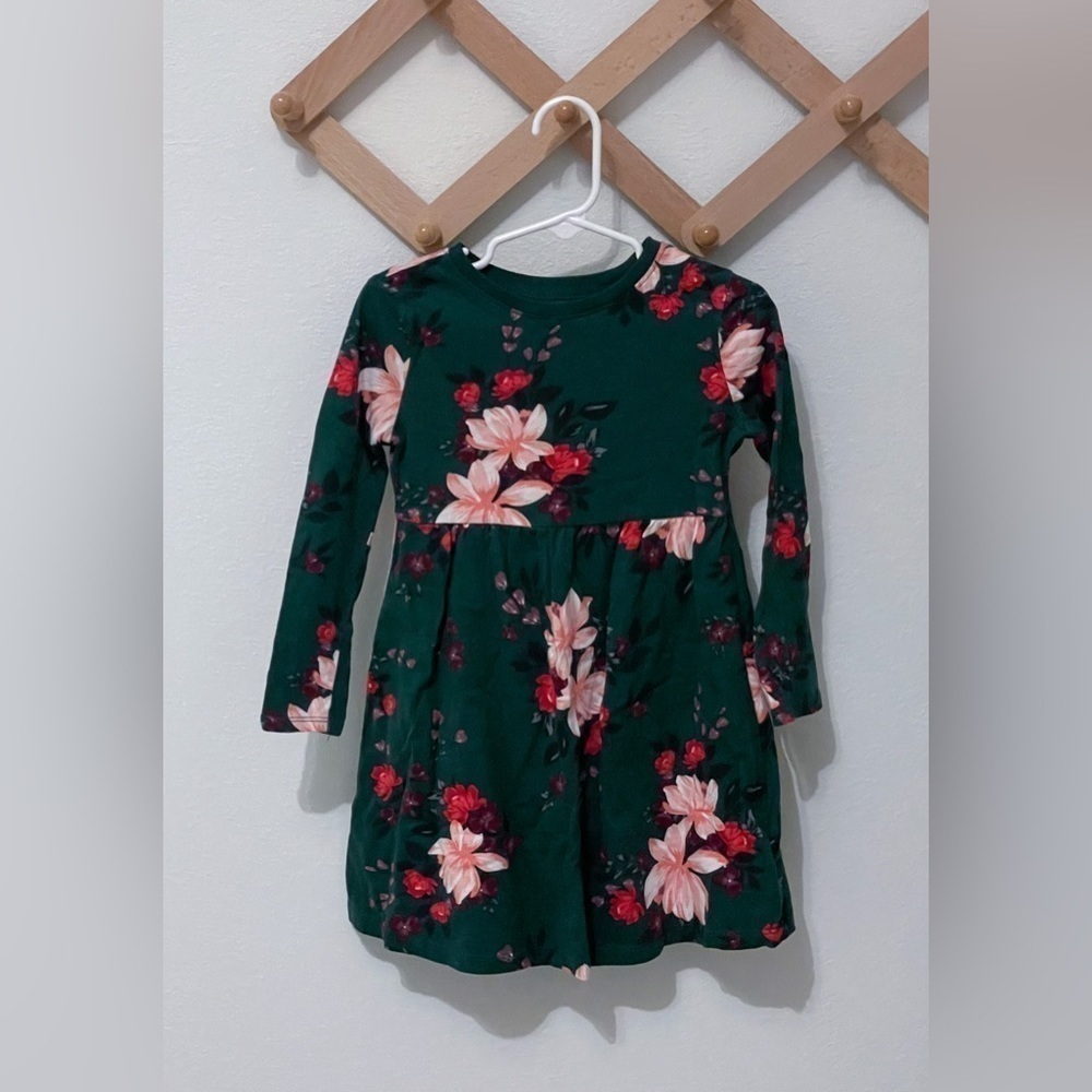 Toddler Girl Green & Red Long Sleeve Floral Festive Holiday Casual Dress‎